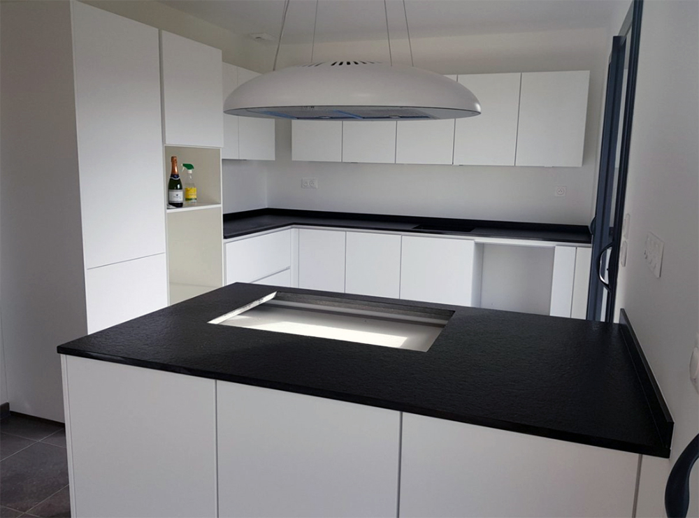 Pose granite 4