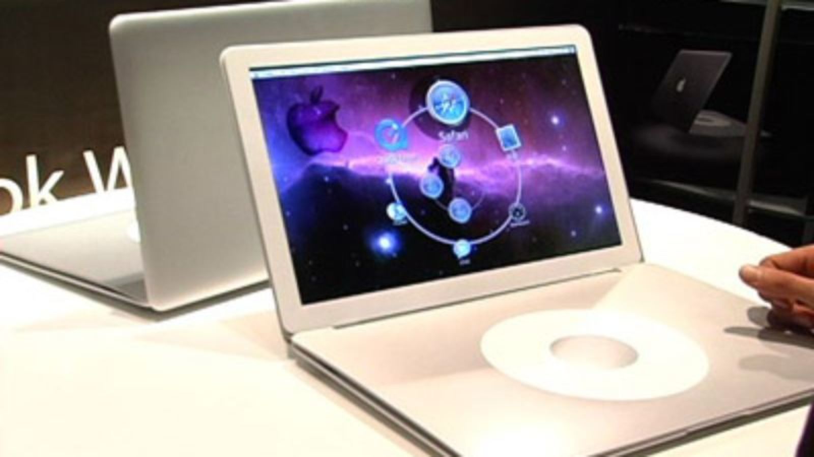 MacBook Wheel, la pire invention félicitée par les médias MacBook Wheel, la pire invention félicitée par les médias
