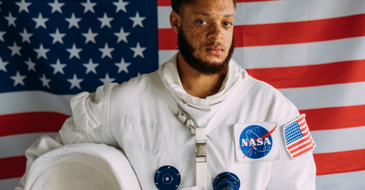 NASA 아르테미스 프로그램 임무로 달을 향해 오리온 우주선에 탑승한 4명의 우주인